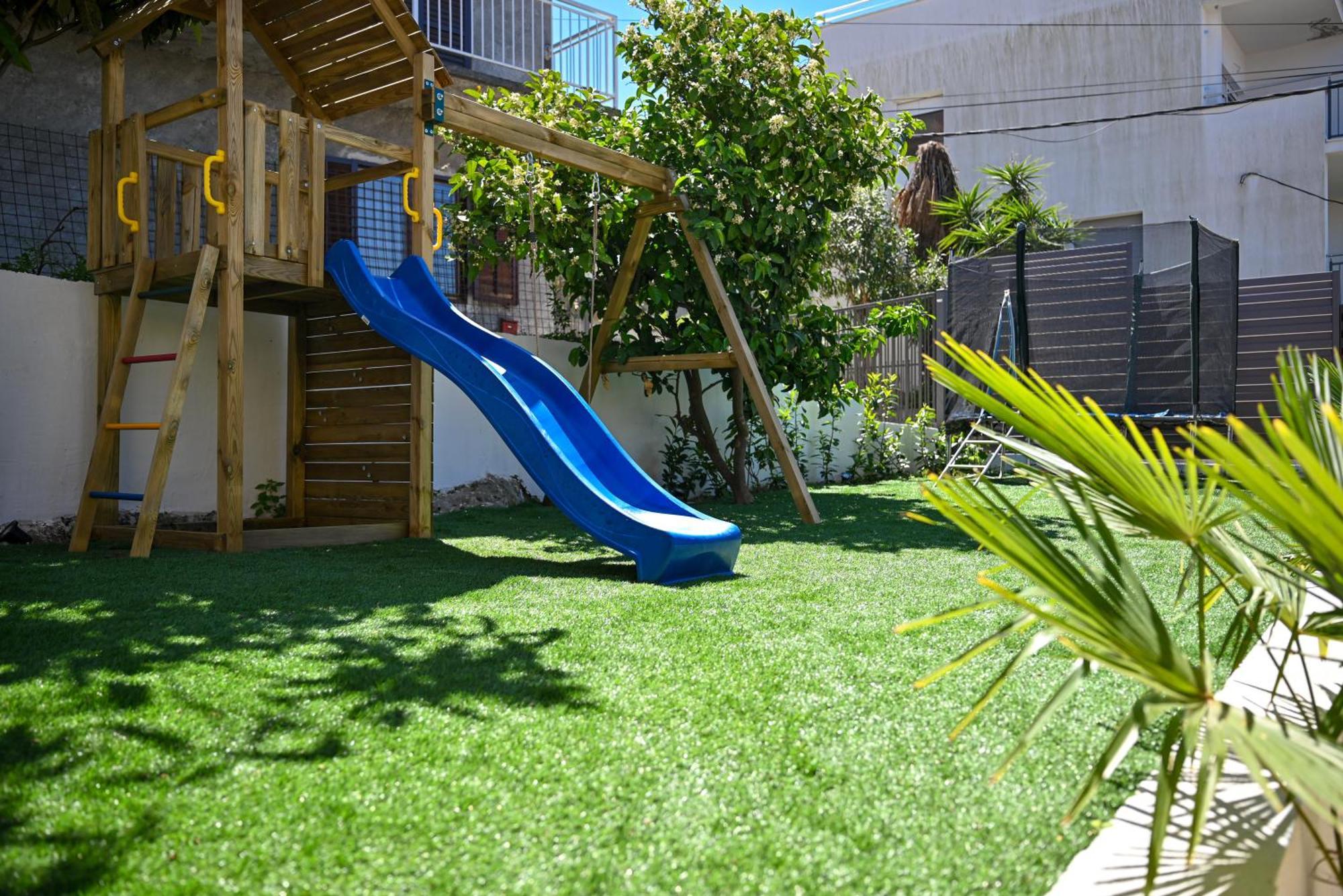 Villa Costa Blu With Pool By The Sea Trogir Exterior photo